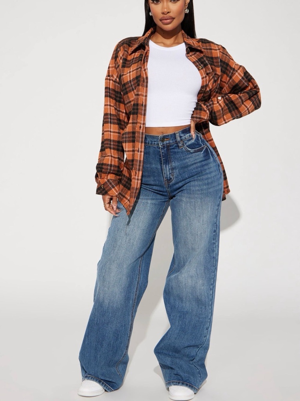 Fashion Nova Women’s Flare Wide-Leg Jeans in Blue Wash